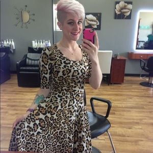 Lularoe Unicorn light cheetah print Nicole xs
